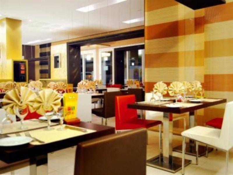 Отель Ibis Moussafir Эс-Сувейра Экстерьер фото